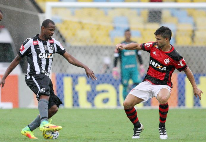 Flamengo e Botafogo ficam no empate no Maracanã