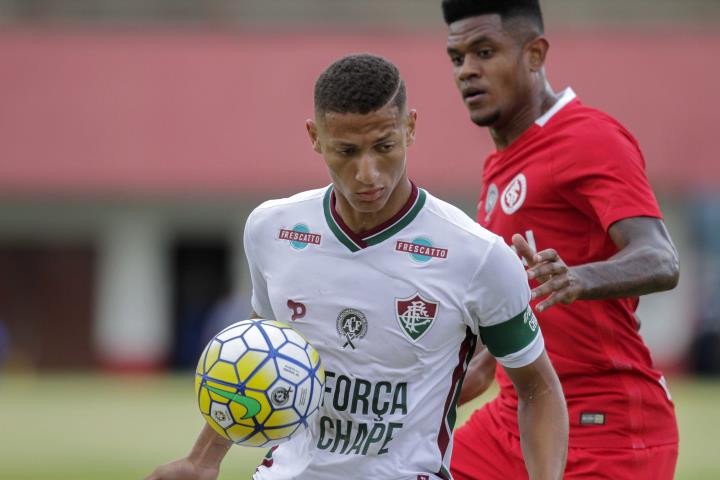 Fluminense e Inter ficam no empate em Édson Passos