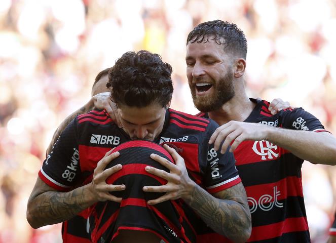 Flamengo derrota Fluminense e garante a Taça Guanabara
