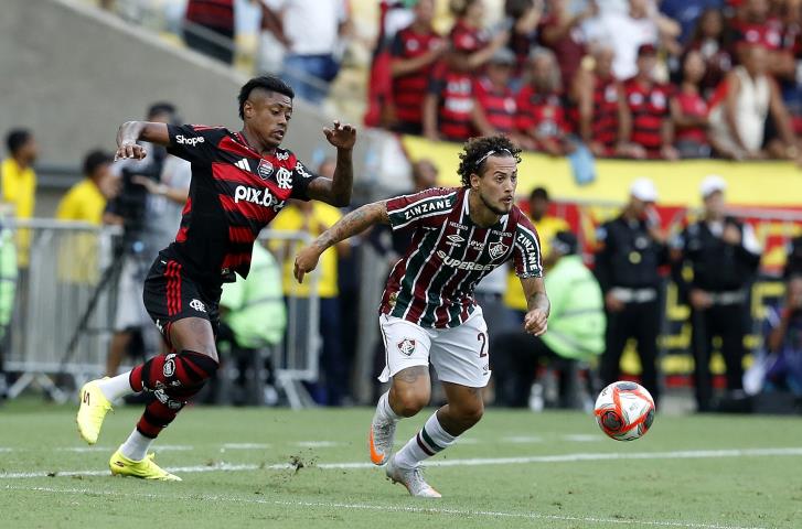 Tudo igual entre Fluminense e Flamengo no Maracanã