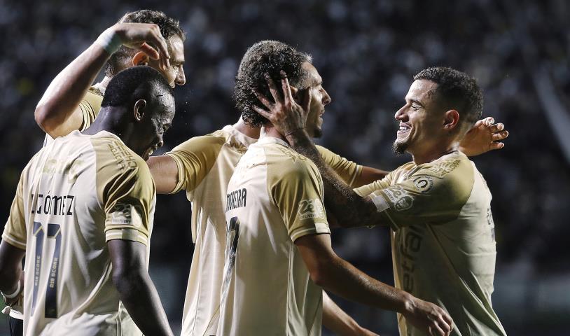 Vasco da Gama vence o Bahia, por 3 a 1, em São Januário 