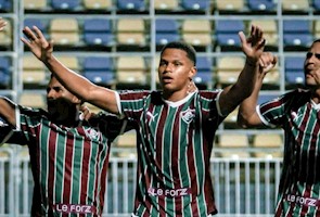 Triunfo dos Moleques de Xerém na estreia da Copinha