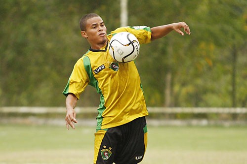 Tigres do Brasil defende a liderança contra o Volta Redonda