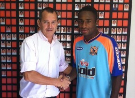 Atacante Zambi está de volta ao Nova Iguaçu