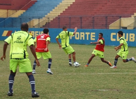 Sonhando com a vaga, Madureira vai para cima do Ipatinga