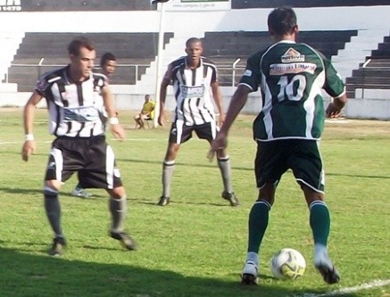 Serra Macaense derrota o Americano no Godofredo Cruz