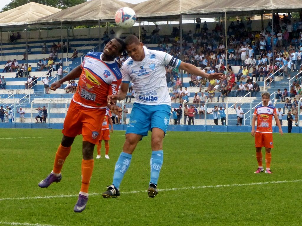 Duque de Caxias empata com o CRAC