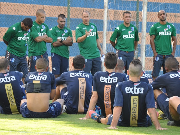 Válber comanda seu primeiro treino no Audax Rio