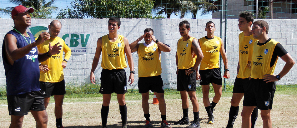 Árbitros e assistentes iniciam pré-temporada 2014