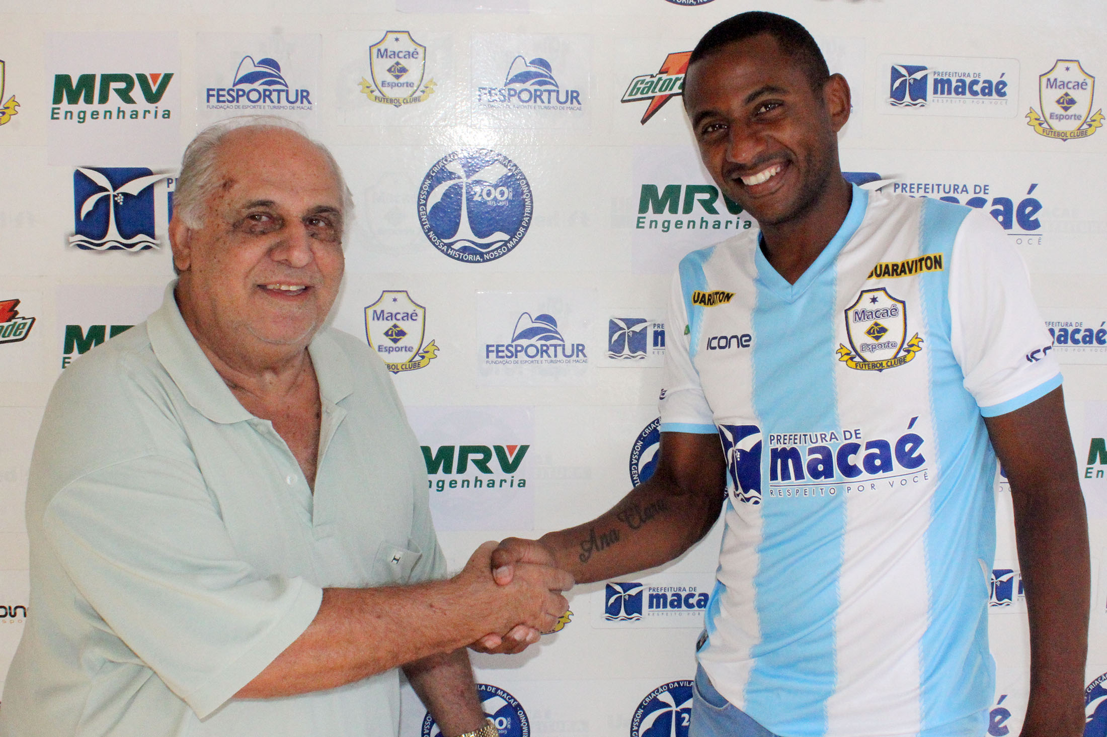 Macaé renova com o lateral-esquerdo Diego para 2015