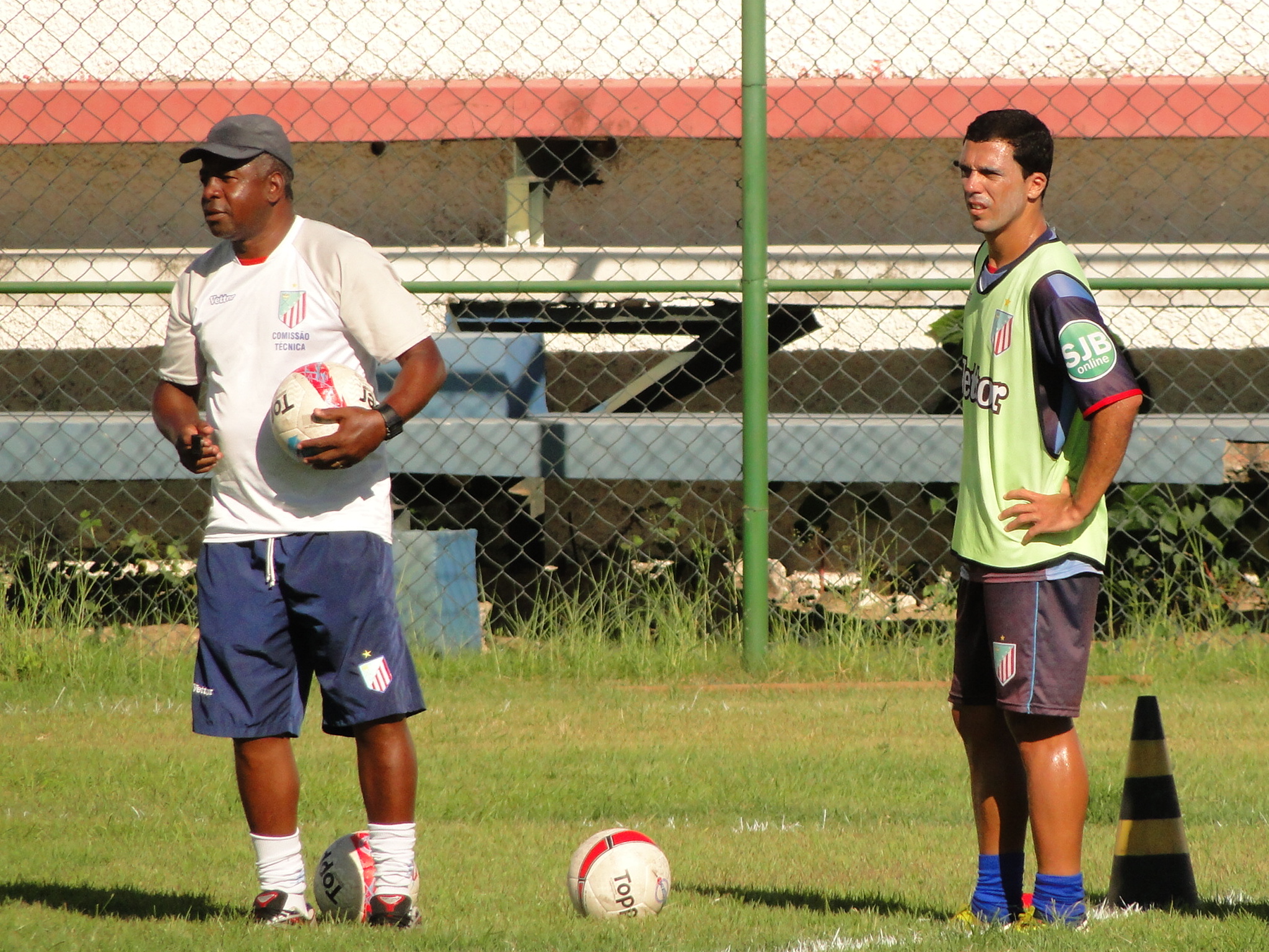 Apesar dos 100% de aproveitamento, Andrade exige ainda mais