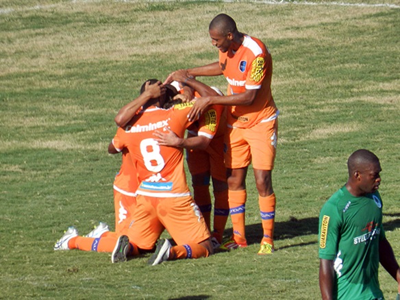 Audax vence a primeira no Carioca