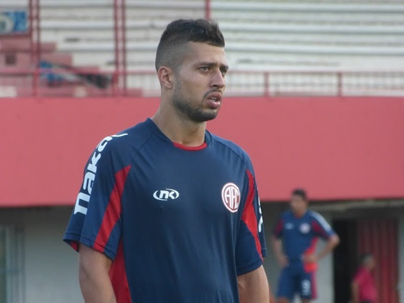 Defesa do America vive boa fase