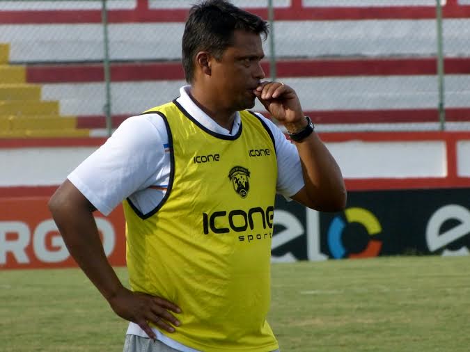 Duque de Caxias quer vitória como presente de aniversário