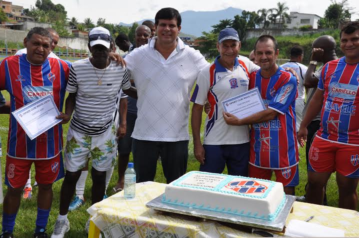 Miguel Couto festeja 66 anos em amistoso contra o Mesquita