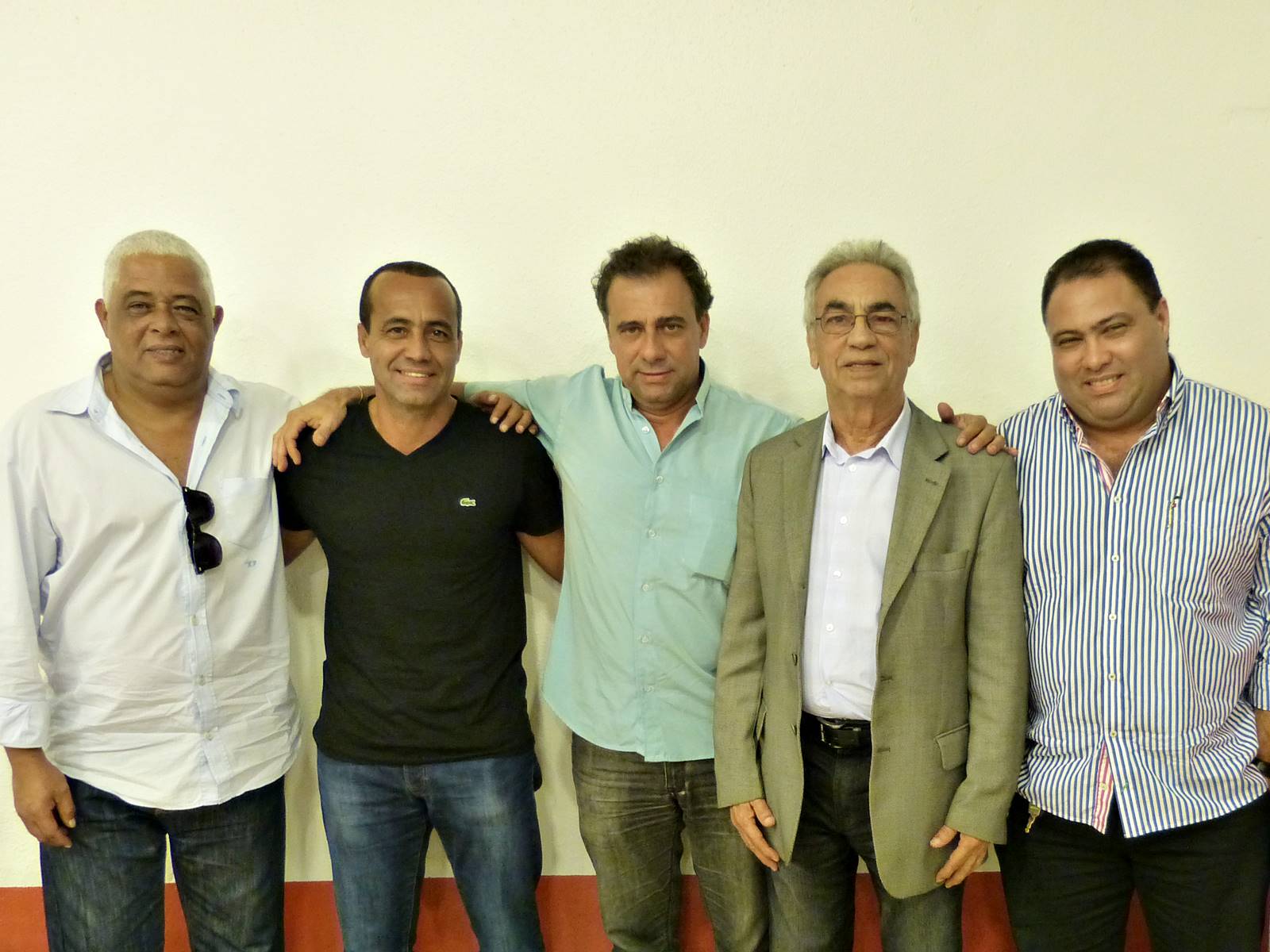 Diretoria de Futebol do America apresenta planos e novos nomes