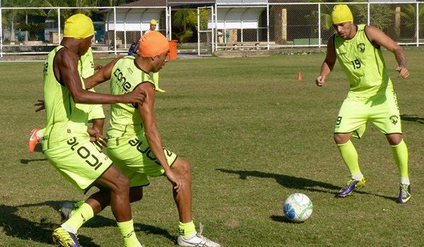 Duque de Caxias realiza ajustes finais para reestreia na Série C