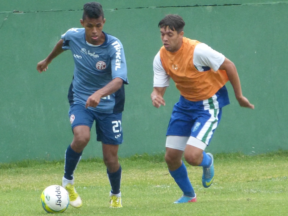 America e Artsul realizam jogo-treino no Nivaldão