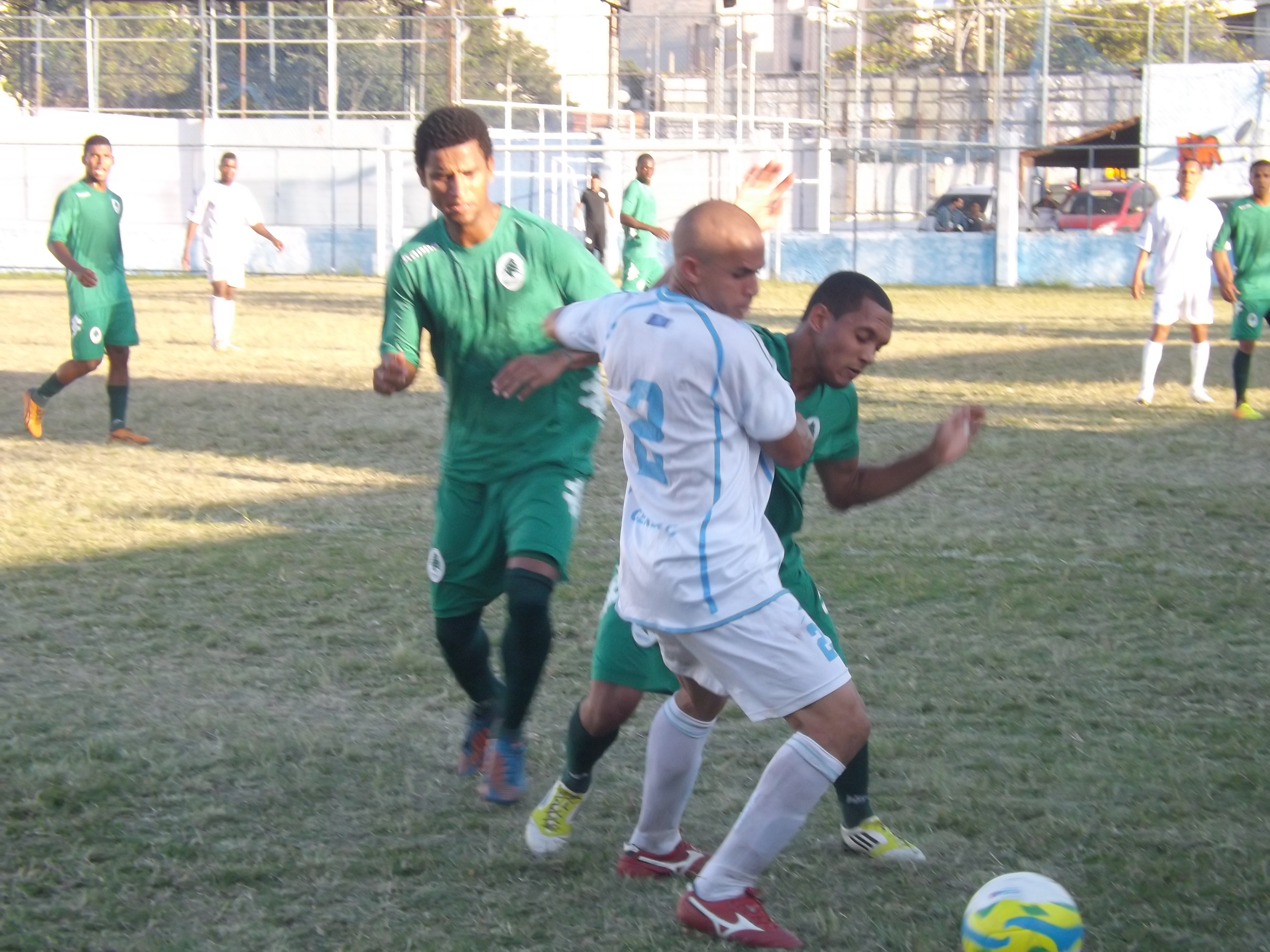 Boavista vence e se isola na liderança do Grupo B