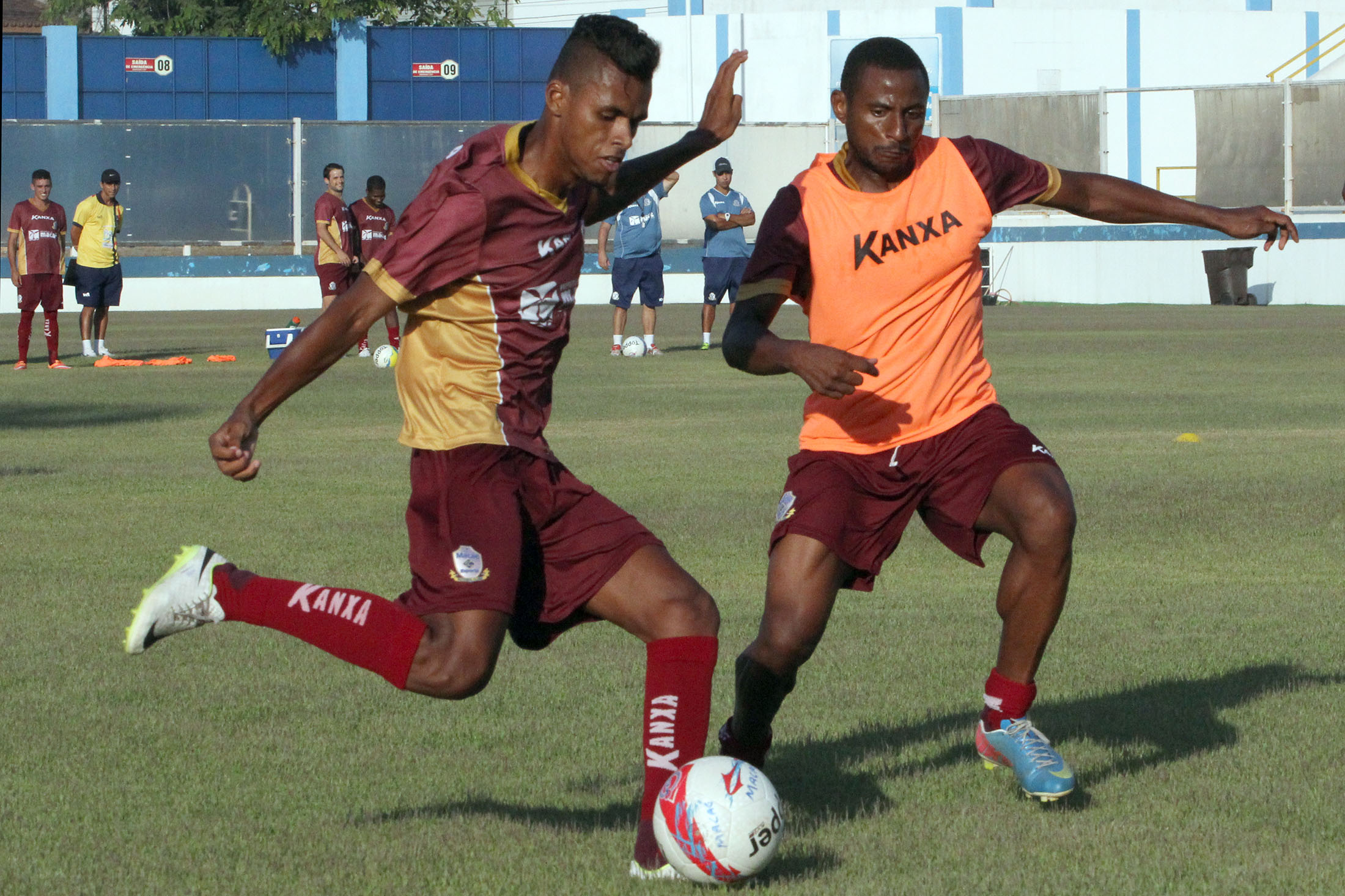 Max: "Temos que focar primeiro no Estadual"