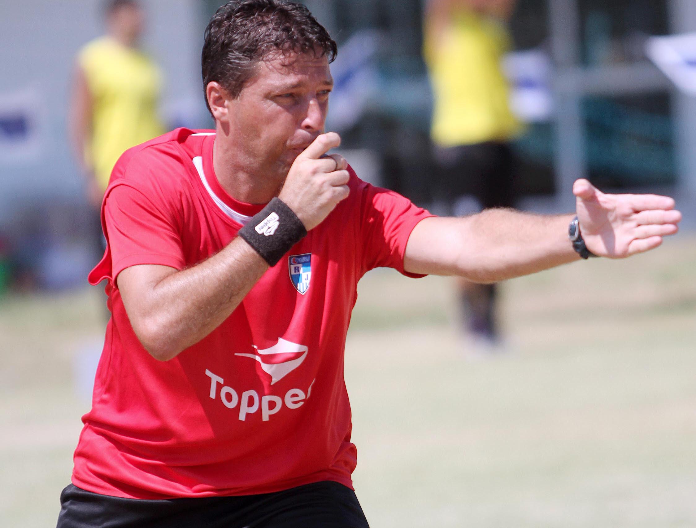 Árbitros e assistentes treinam pesado em Saquarema