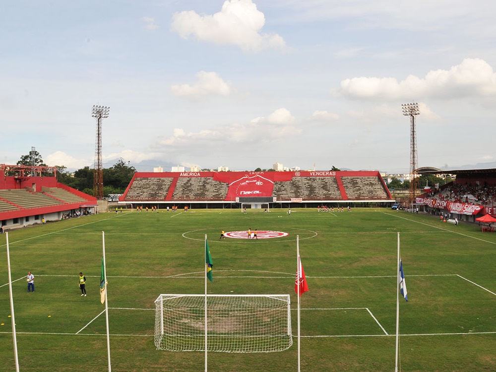 Giulite Coutinho receberá Resende x Bonsucesso