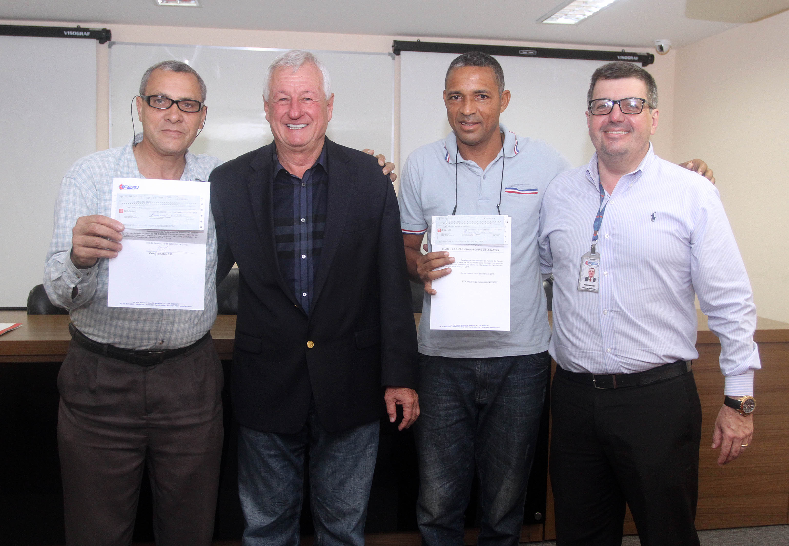 FERJ realiza premiação aos campeões do Amador da Capital