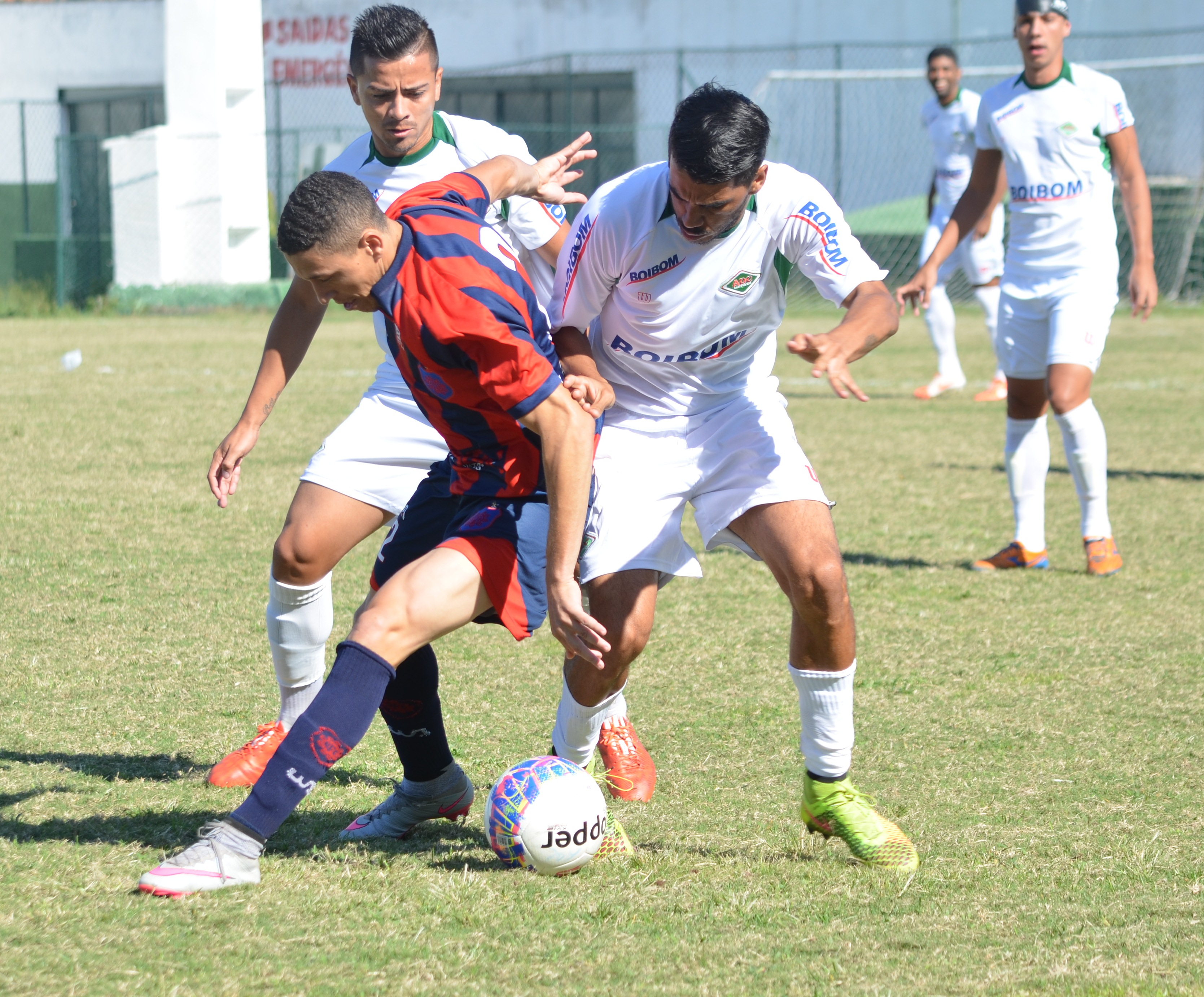 Bonsucesso vence a Cabofriense e fica perto da próxima fase da Copa Rio