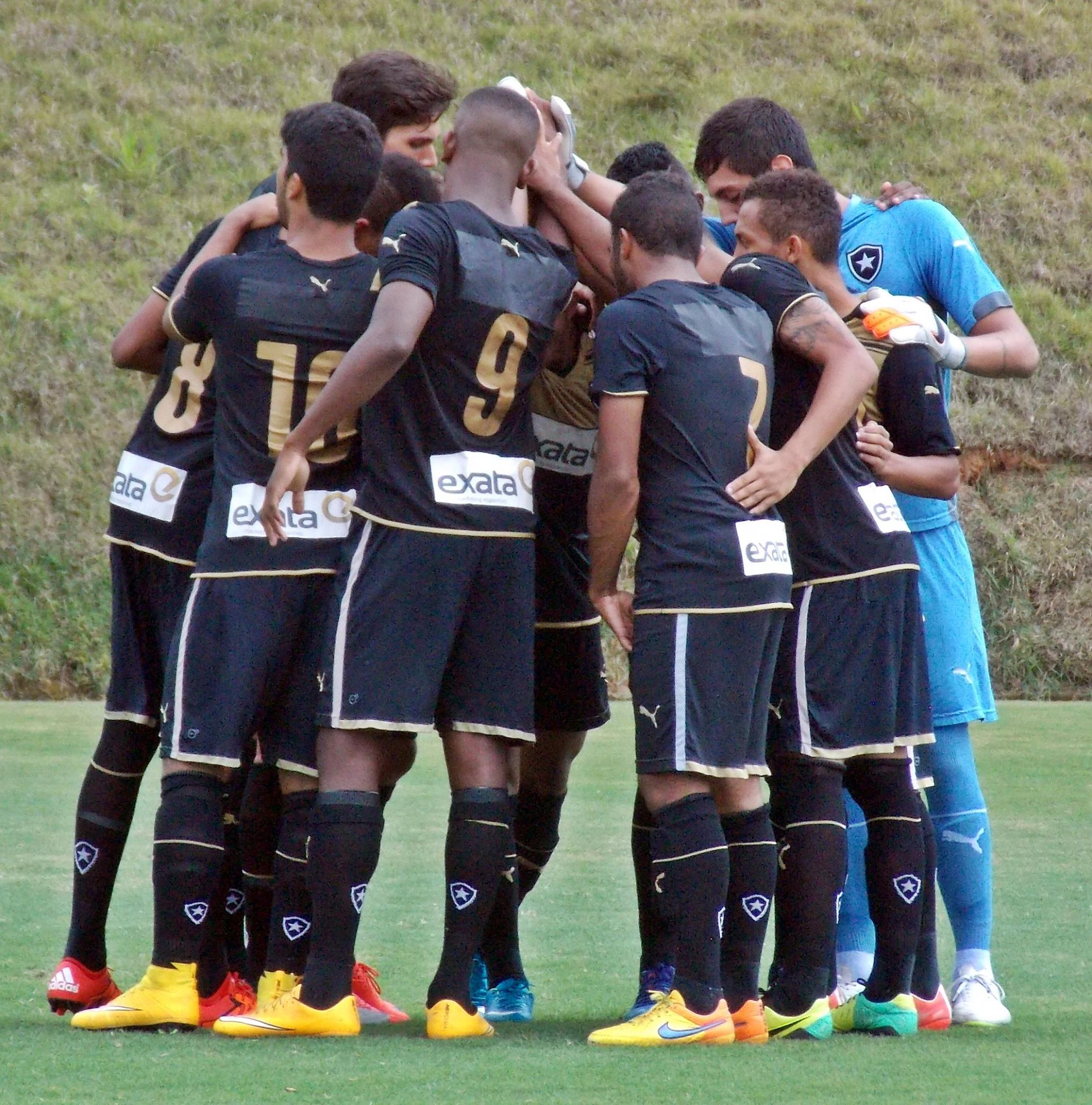 Botafogo goleia o Flamengo e se destaca na rodada do Torneio OPG