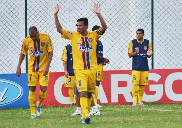 Madureira vence a quarta seguida e entra no G4