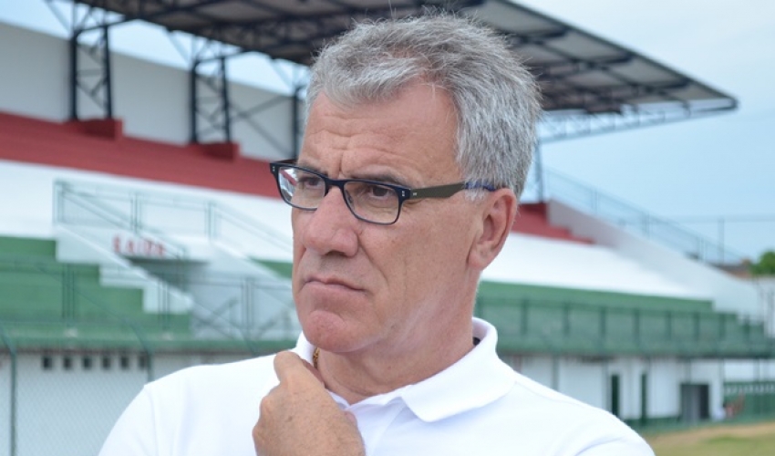 Alfredo Sampaio assume o Resende no lugar de Paulo Campos