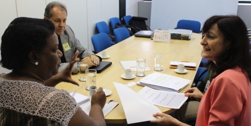 EAFERJ apresenta Projeto de Curso de Árbitras de Futebol na SPM/PR