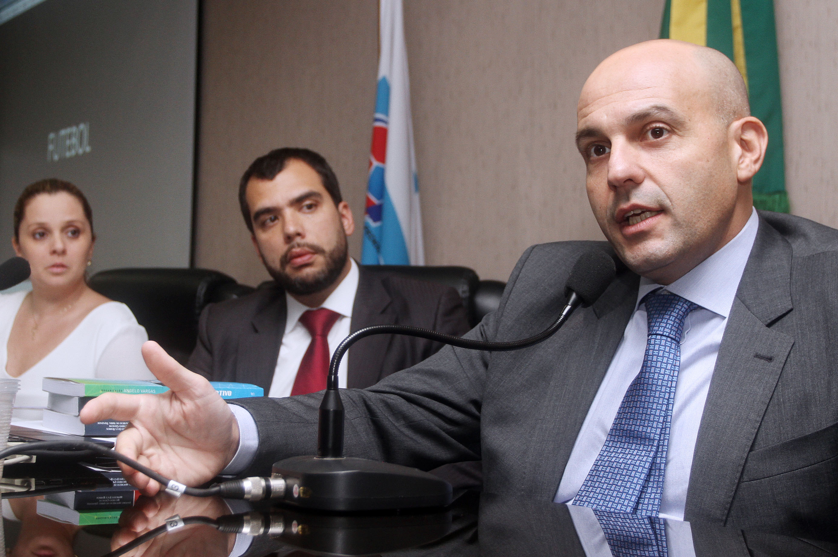 ICF realiza palestra sobre os conflitos entre o Direito Trabalhista e Desportivo