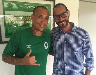Leandrão é apresentado pelo Boavista