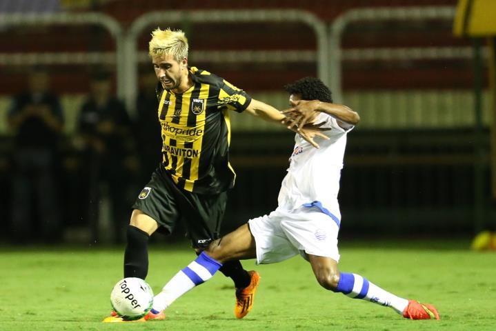 Voltaço renova com João Cleriston até final de 2017