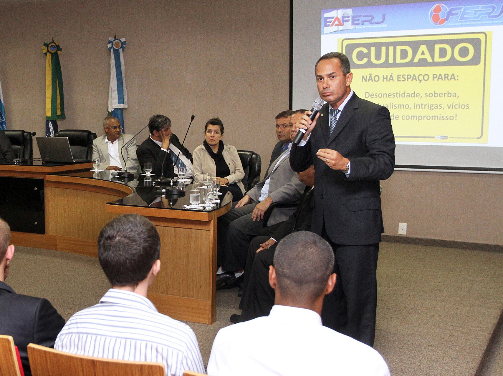 EAFERJ realiza aula inaugural do Curso de Formação de Árbitros - Turma 2016