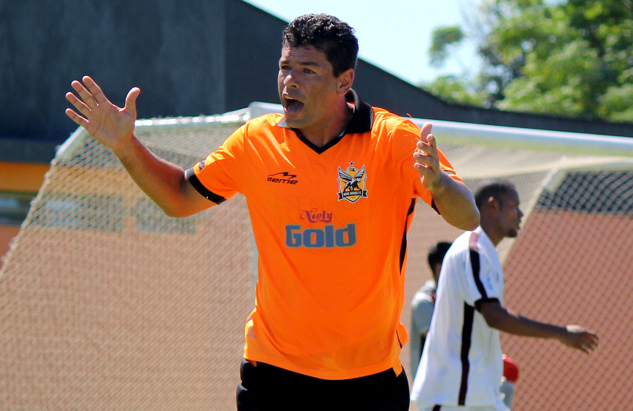 Nova Iguaçu vence Barra da Tijuca e segue líder do Grupo B