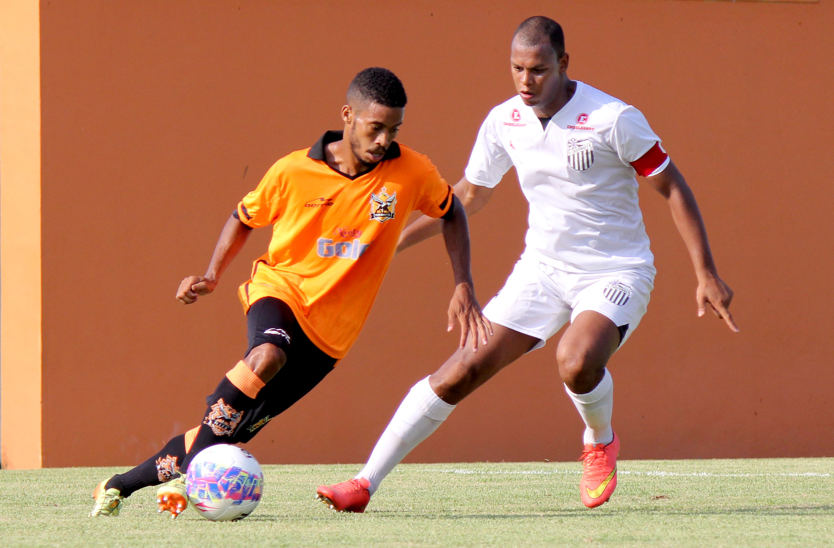 Nova Iguaçu empata e se garante nas semifinais da Taça Santos Dumont