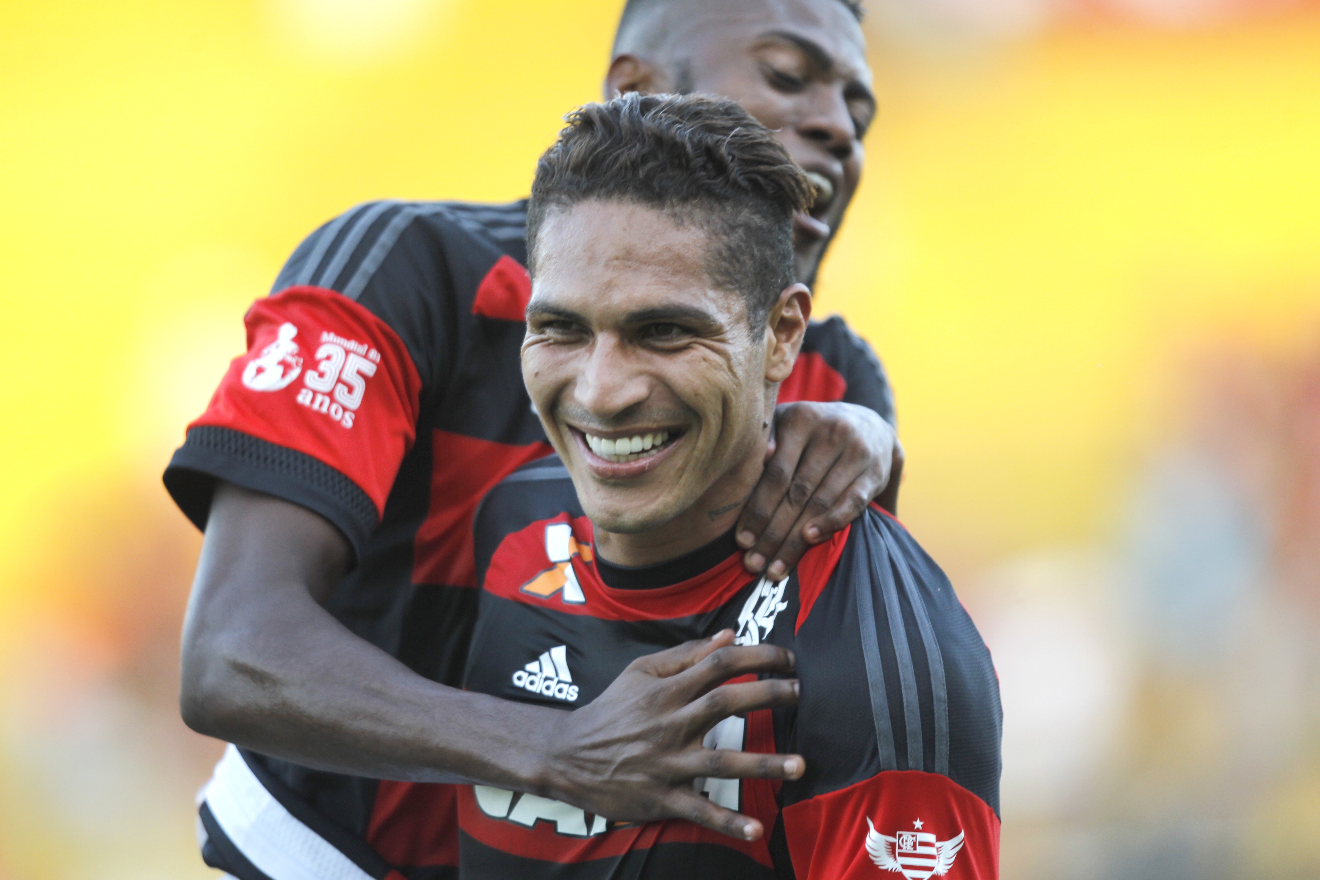 Flamengo volta a vencer e entra no G-4 da Taça Guanabara