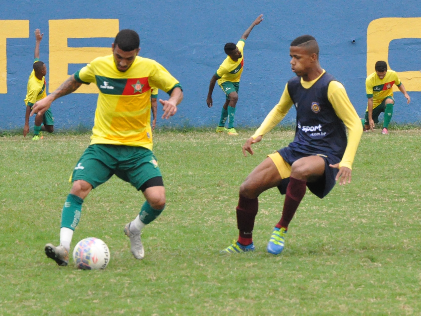 Portuguesa e Madureira empatam em jogo-treino