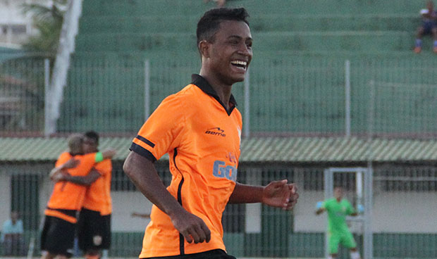 Nova Iguaçu vence Gonçalense de virada e entra no G-2 da Taça Corcovado