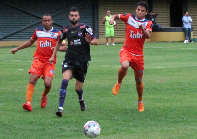 Duque de Caxias e Carapebus/Campos empatam em Xerém