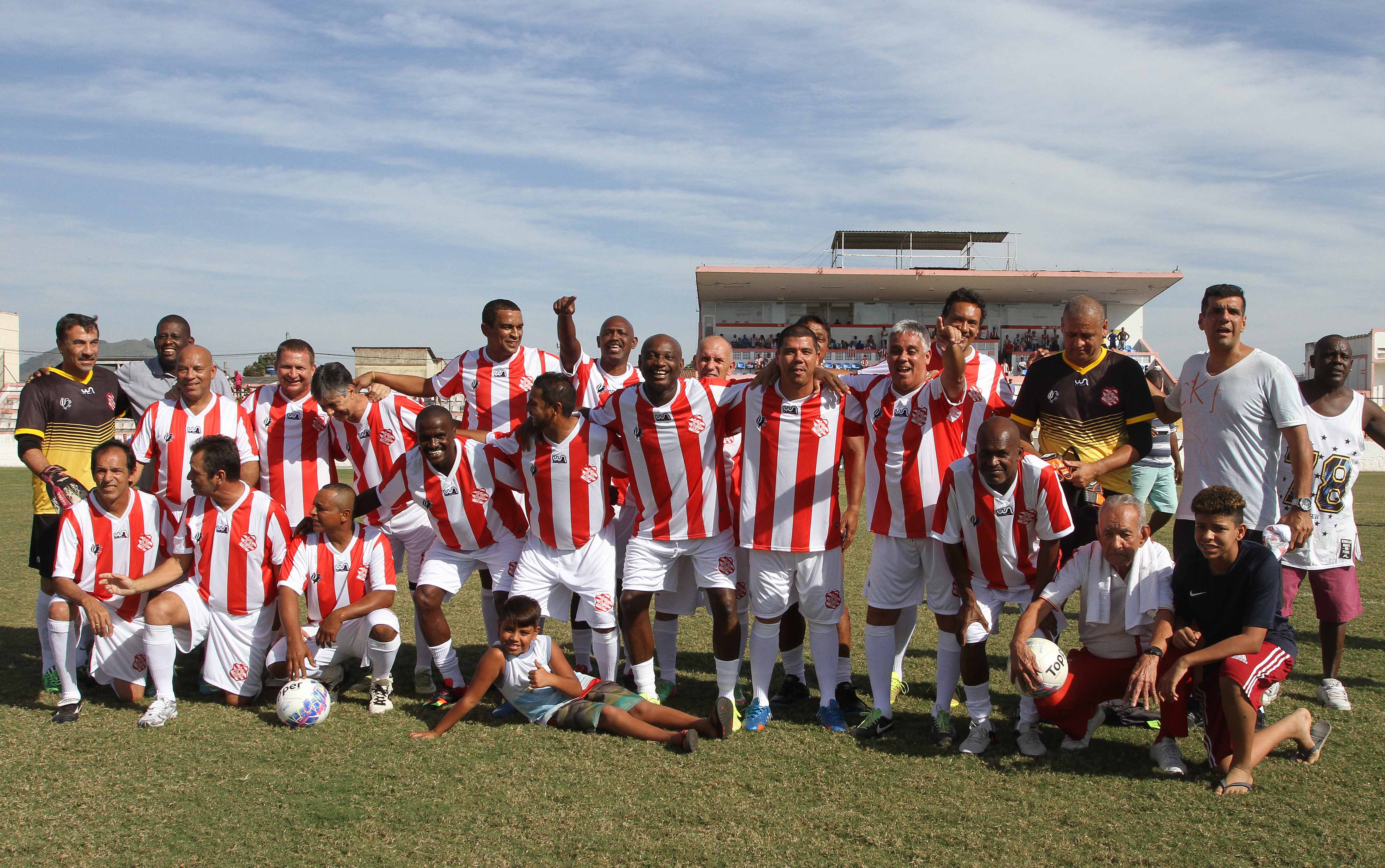 Histórico! Grandes jogadores se reúnem em Moça Bonita