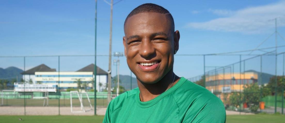 Robert é apresentado pelo Boavista