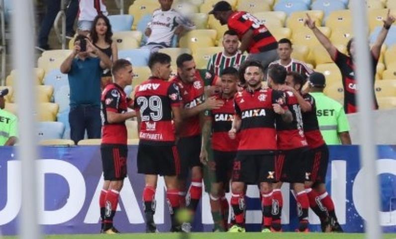 Flamengo abre vantagem na Copa Sul-Americana