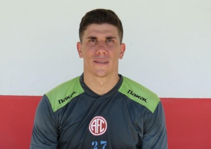 America apresenta o centroavante Giancarlo