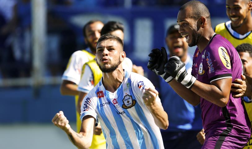 Macaé começa com pé direito no Carioca