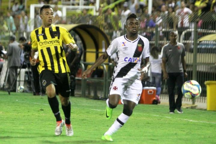 Voltaço passa pelo Vasco e entra na briga pela semifinal da Taça GB