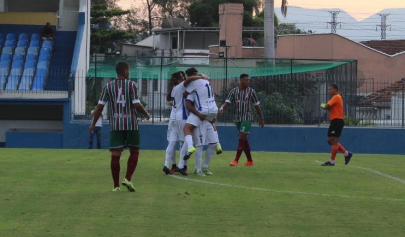São Gonçalo EC vence o Barra da Tijuca na estreia