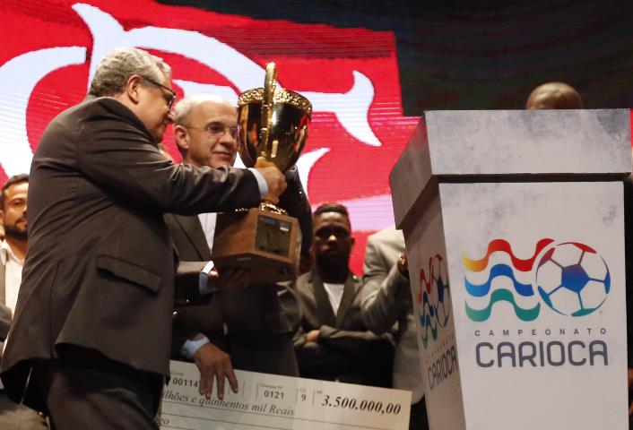 Festa de encerramento premia os melhores do Campeonato Carioca de 2017